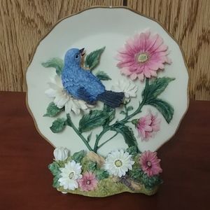 Bird and flowers figurine
